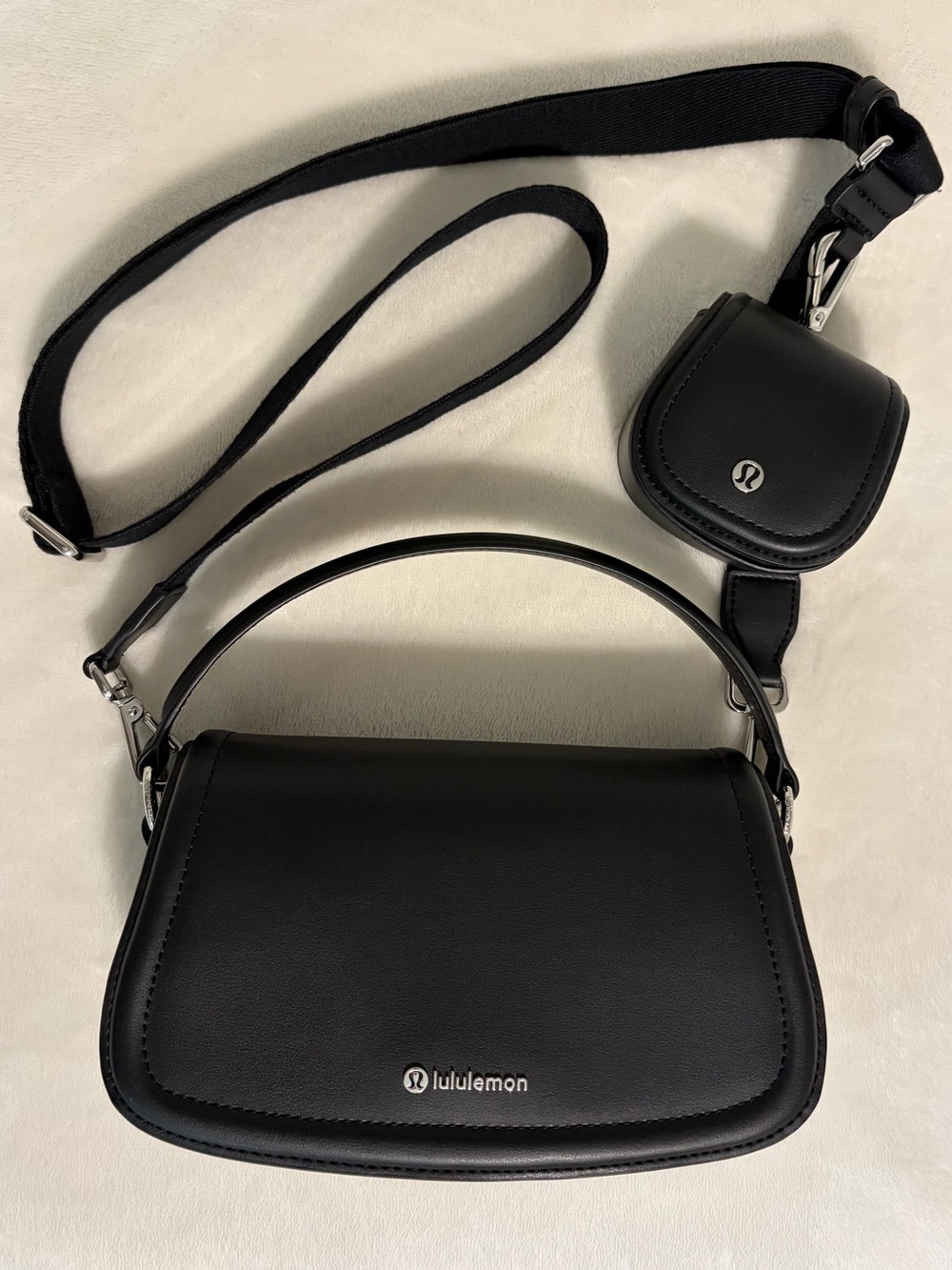 2 in 1 Lululemon Leather bag